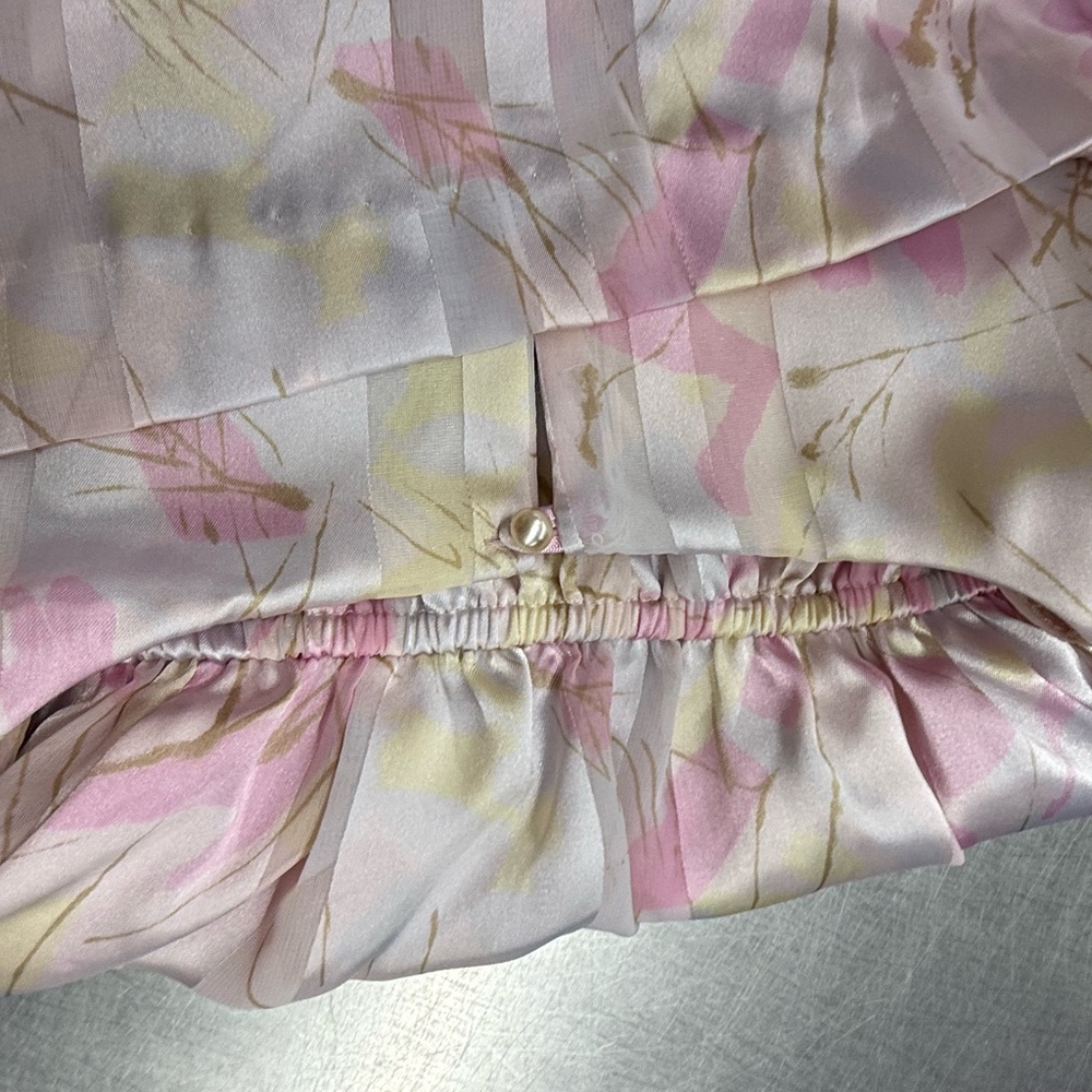 Vintage Floral Pink and White Dress - Picture 9 of 15